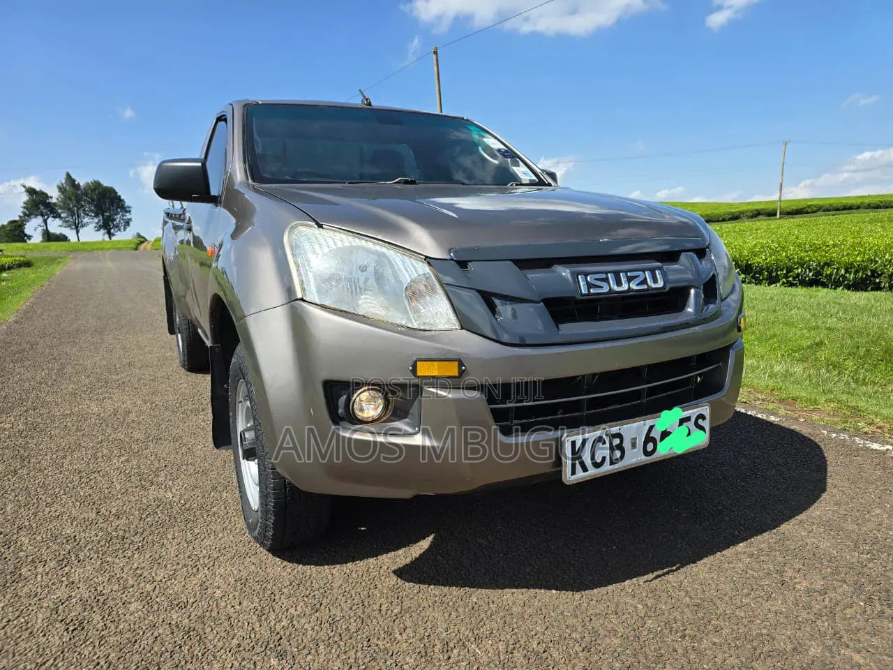 Isuzu D-MAX 2015 Green