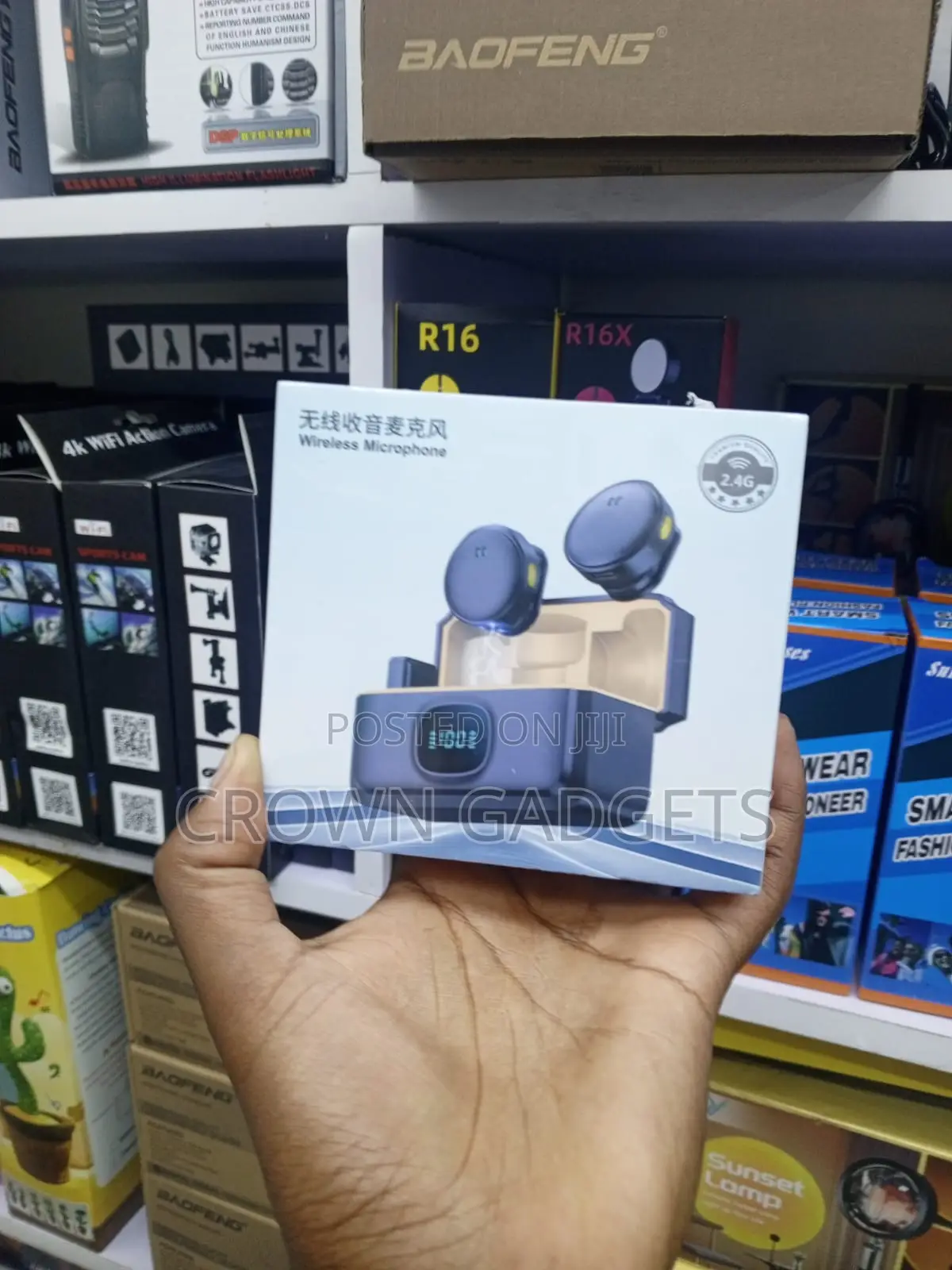 Q8 Dual Lavalier Mic for Type-C Lightning Phones
