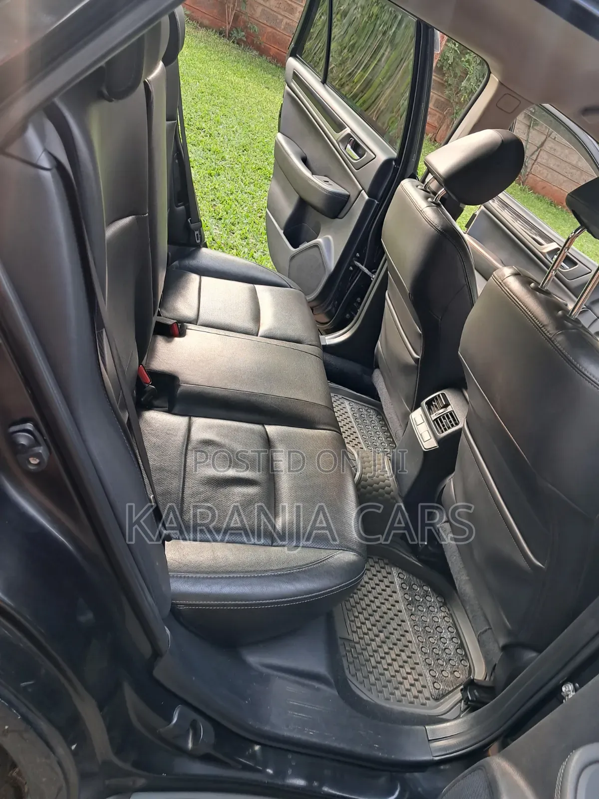 Subaru Outback 2017 Black