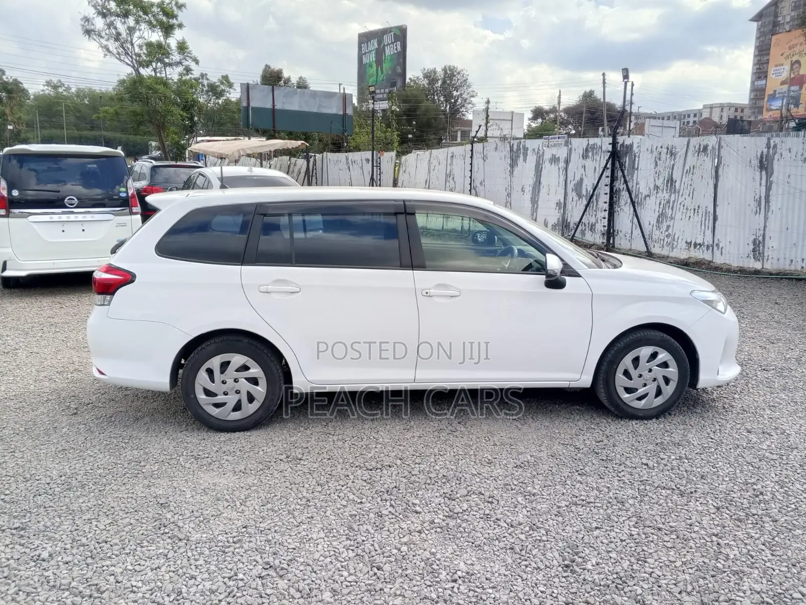 Toyota Corolla Fielder 2018 White