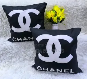 Elegant Design Print Throw Pillow