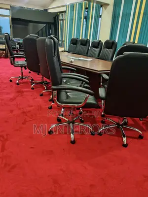 Elegant Red Vip Carpet for Executive Boardrooms