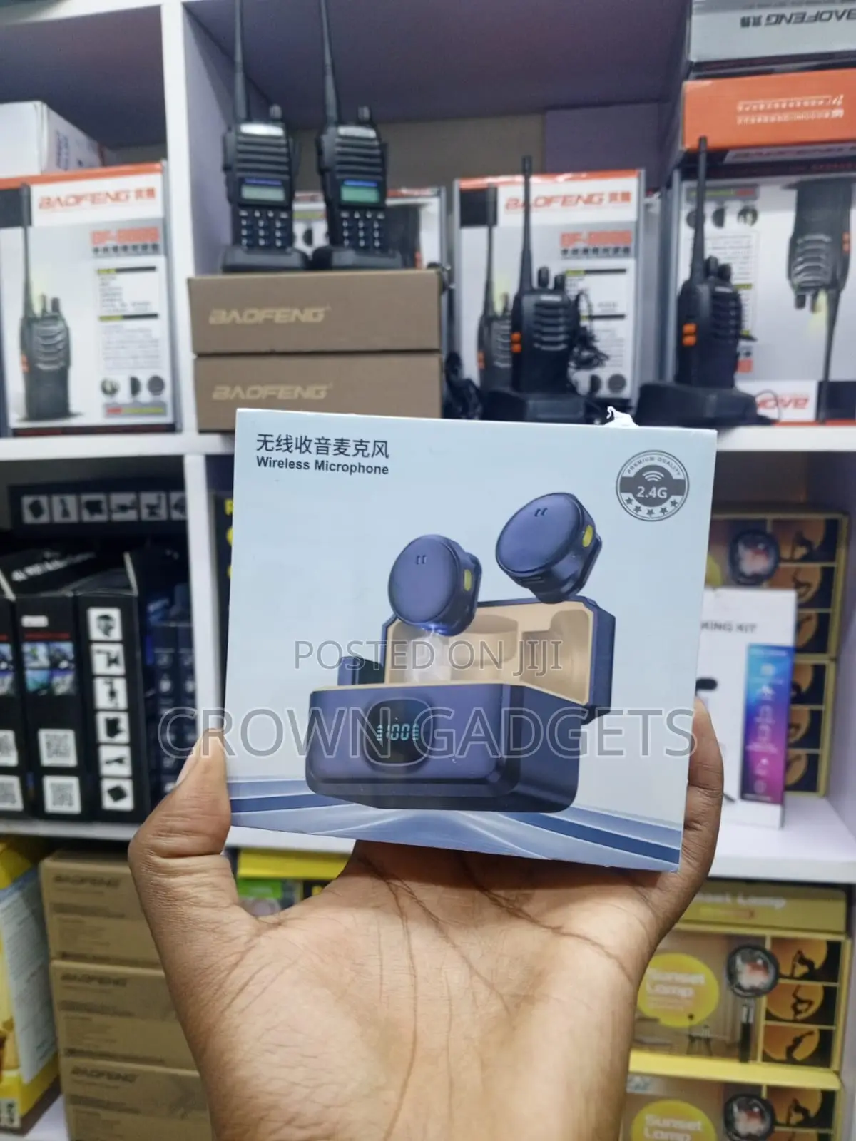 Q8 2.4ghz Wireless Microphone For Youtube Tiktok Live
