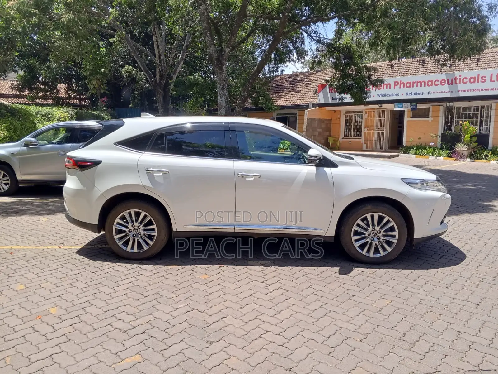 Toyota Harrier 2018 White