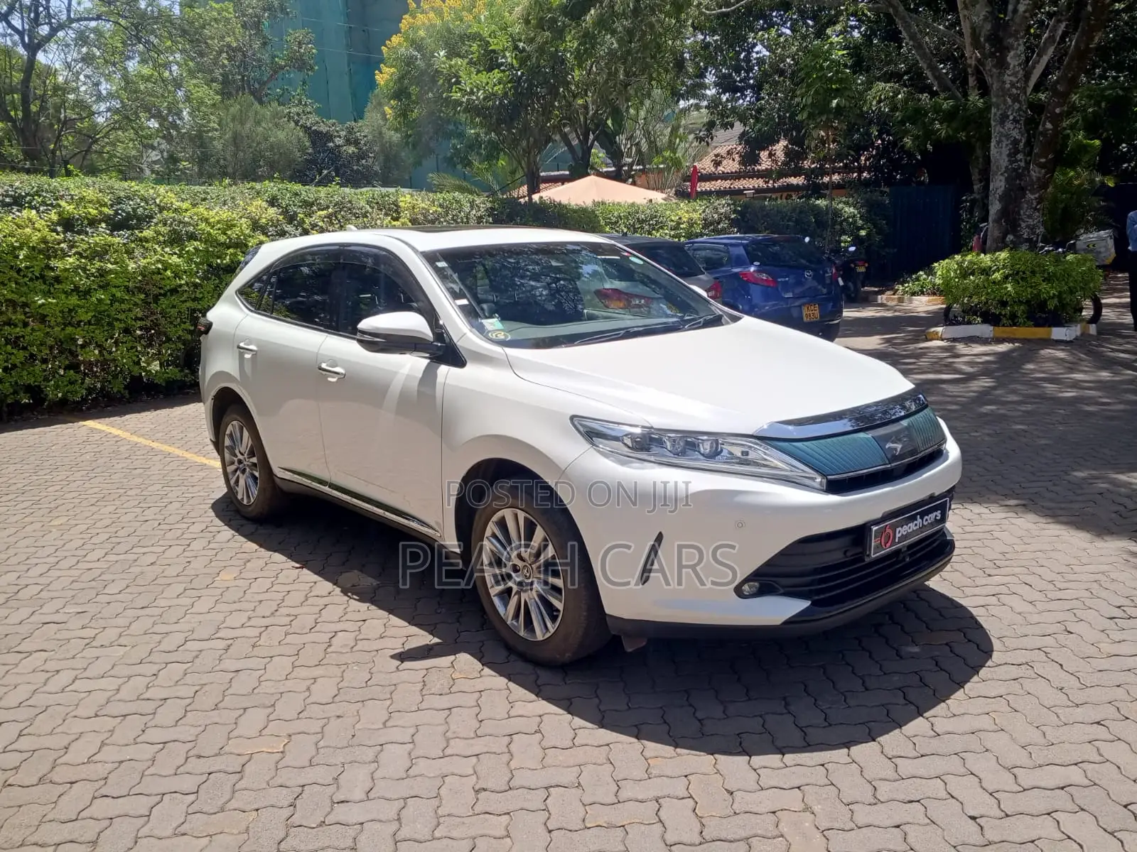 Toyota Harrier 2018 White