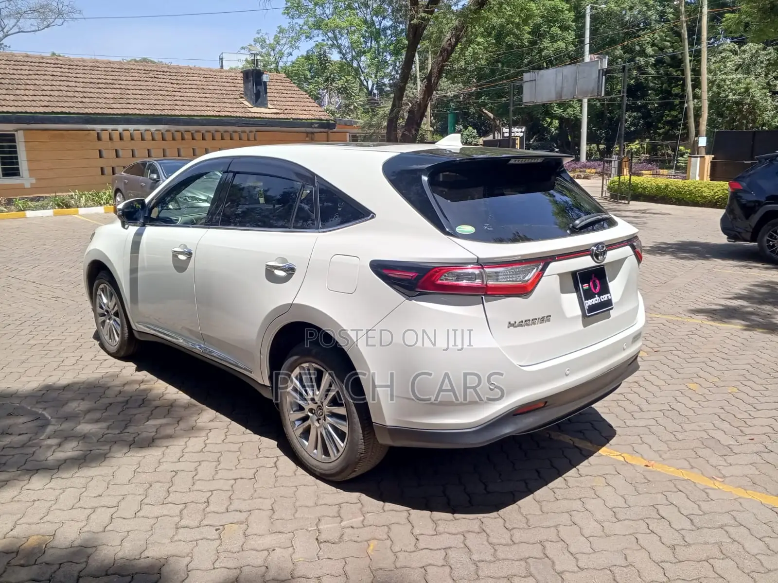 Toyota Harrier 2018 White