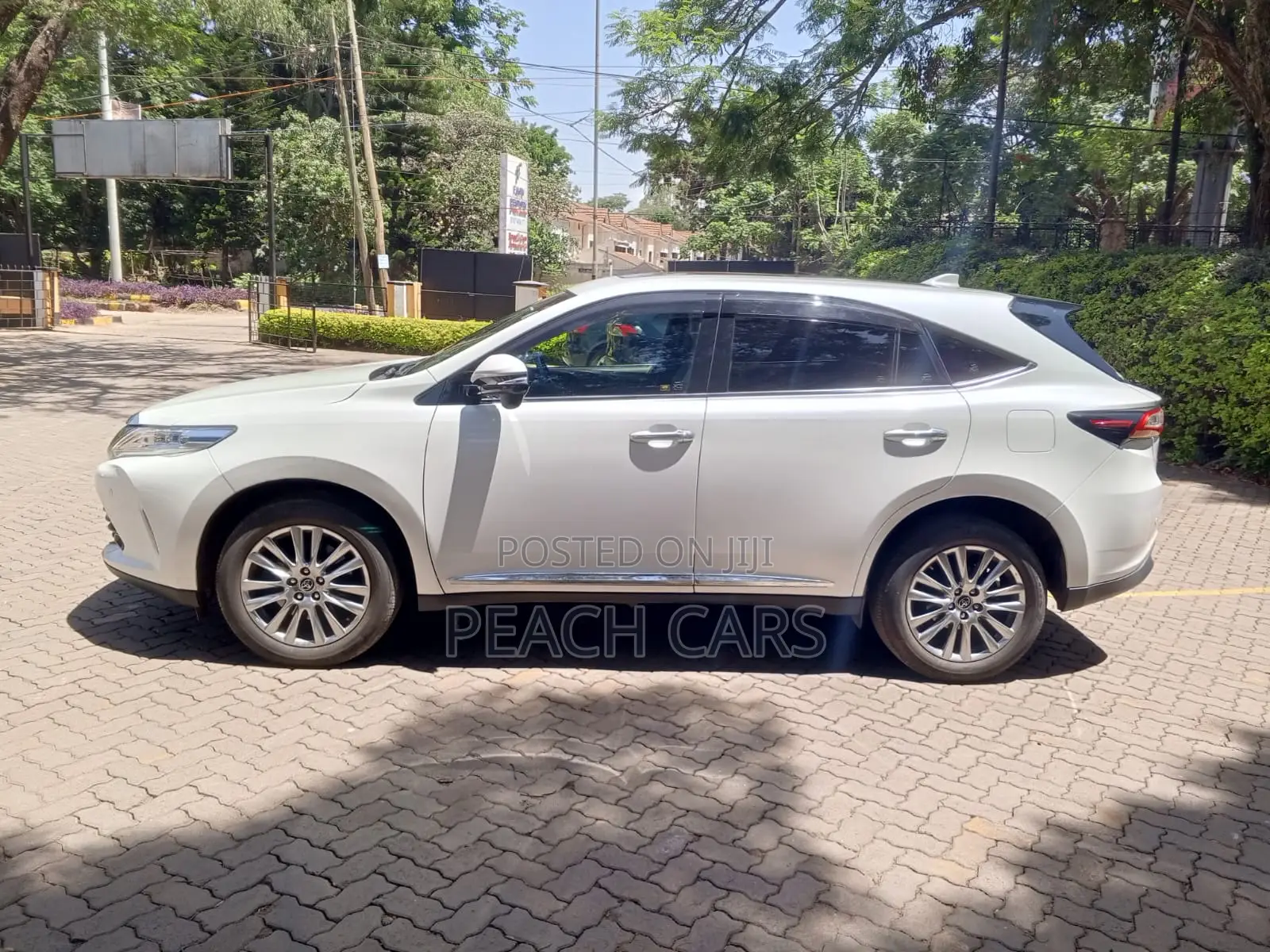 Toyota Harrier 2018 White