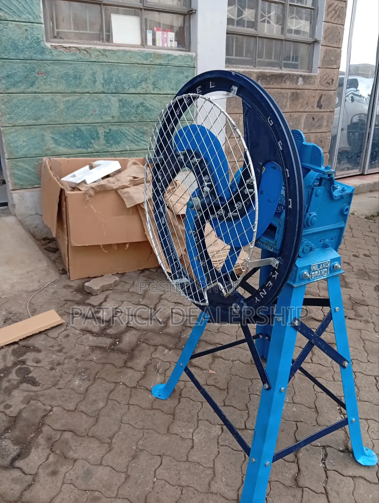 Milano Chaff Cutter