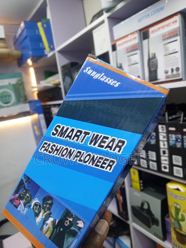 Bluetooth Smart Sunglasses With Built-in Headset And Mic - main view