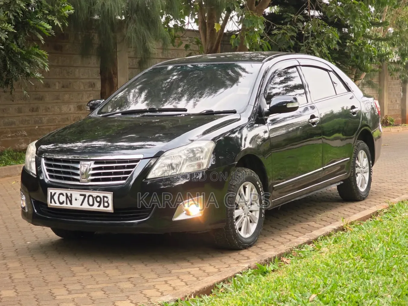 Toyota Premio 2010 Black