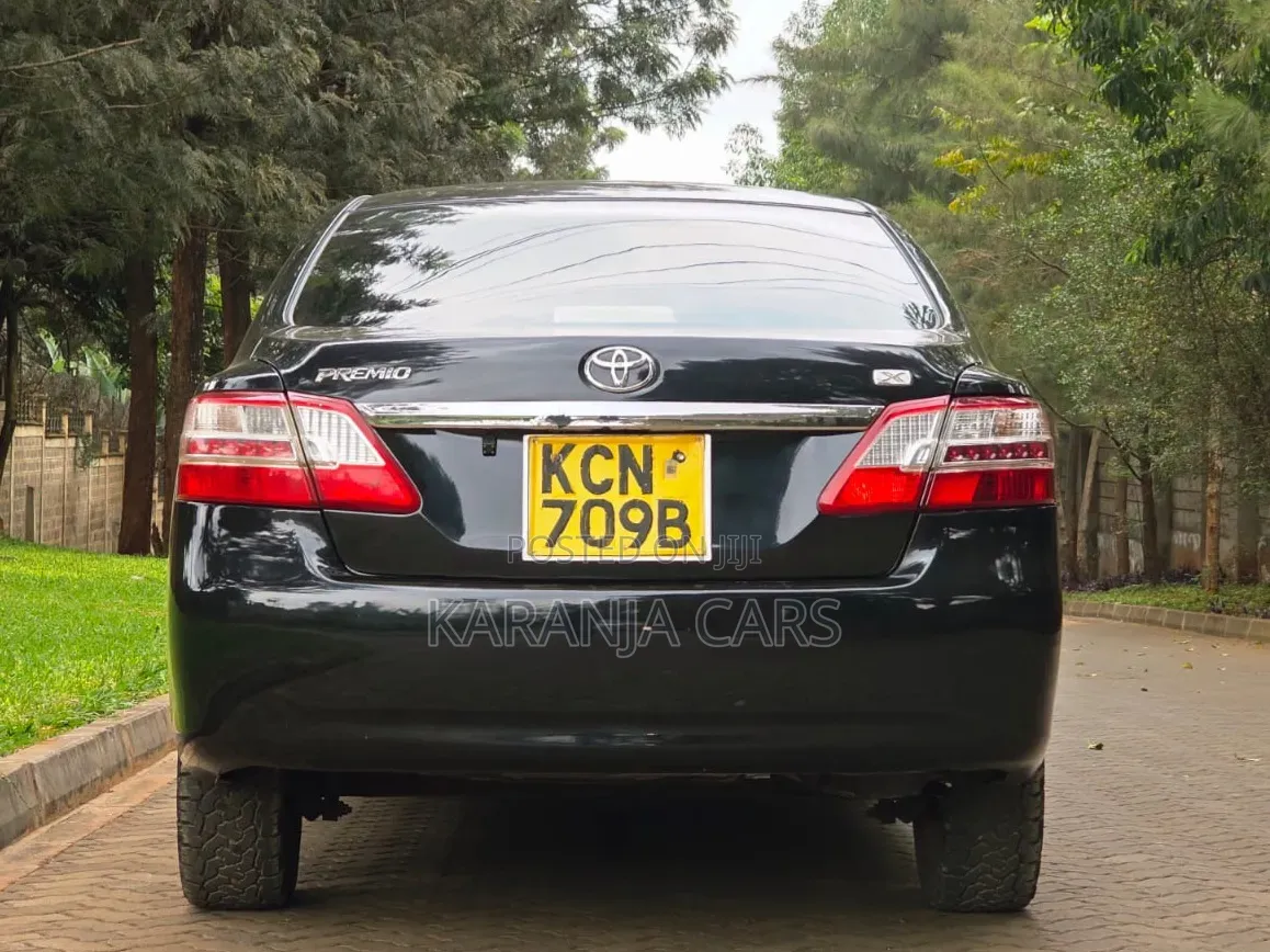 Toyota Premio 2010 Black