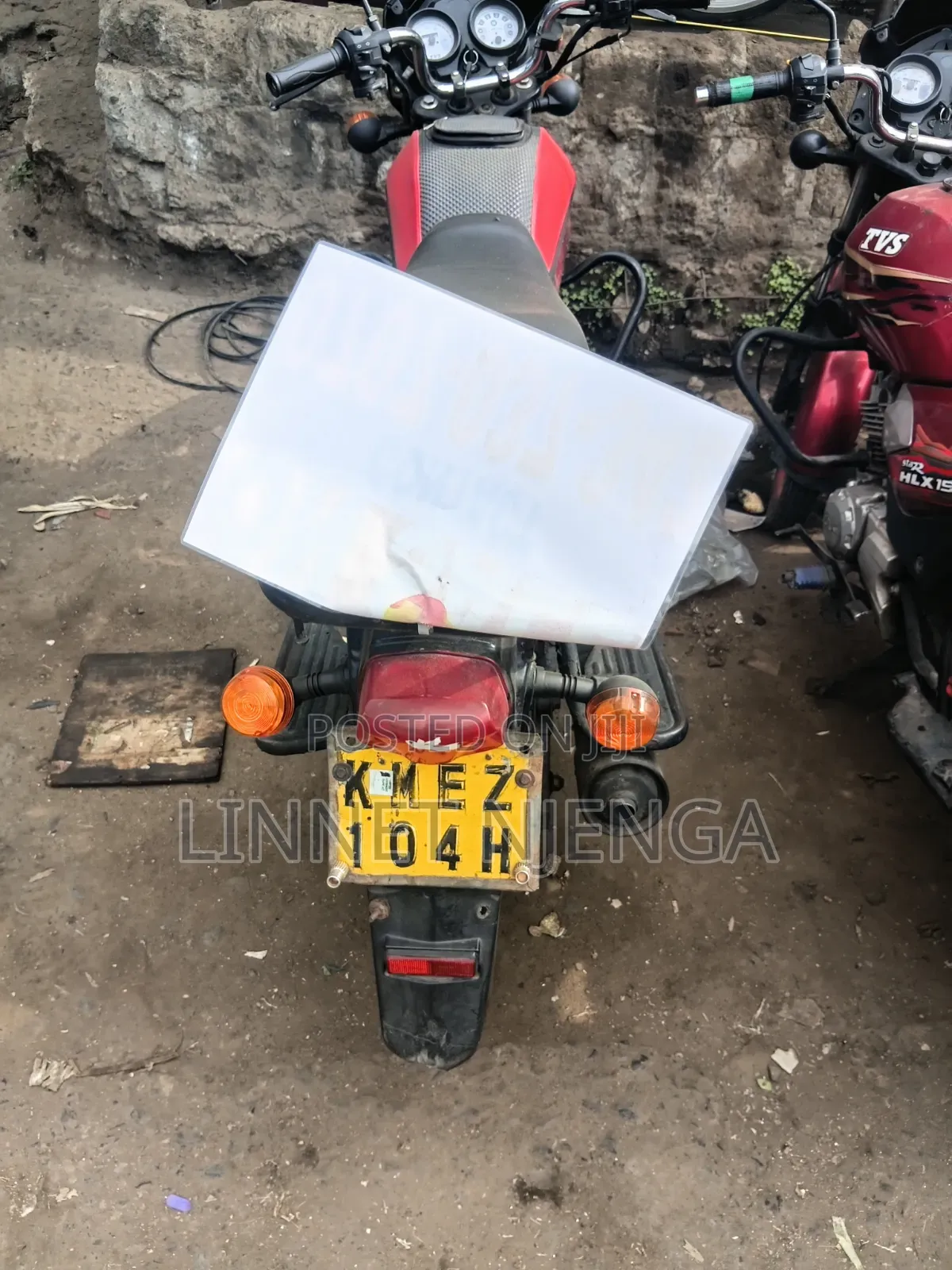 TVS HLX Plus ES 2015 Red