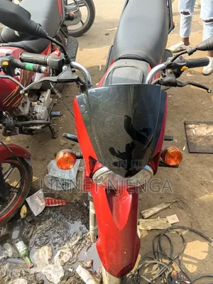 TVS HLX Plus ES 2015 Red
