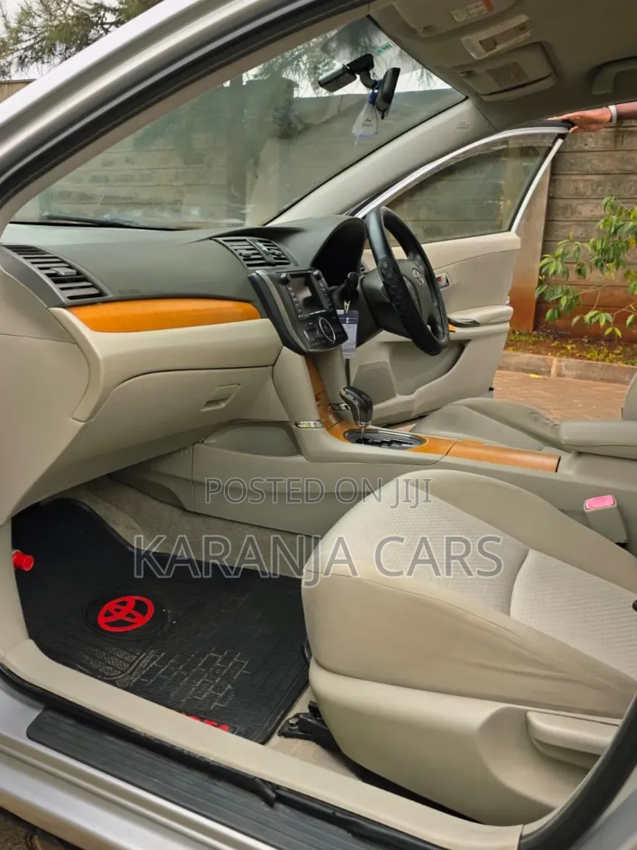 Toyota Premio 2007 Silver