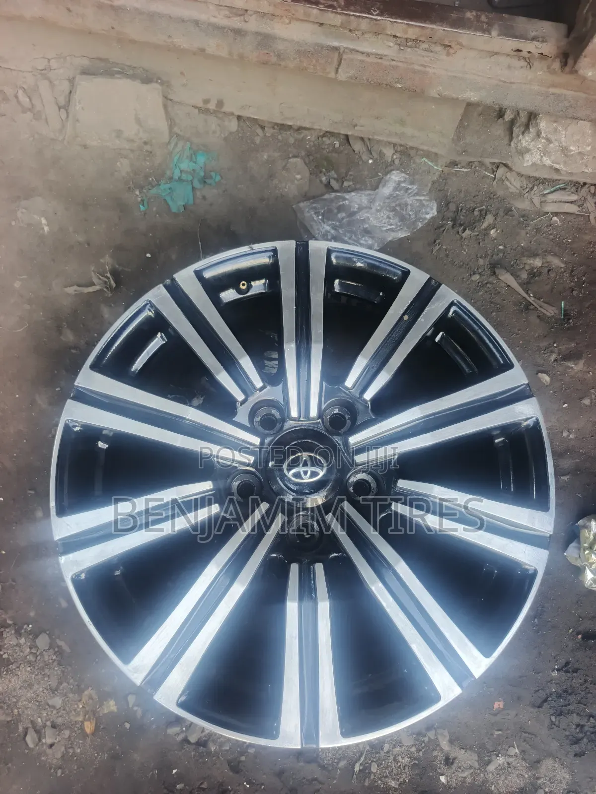Original Rims Sizes 21inch Set for Lexus and V8.
