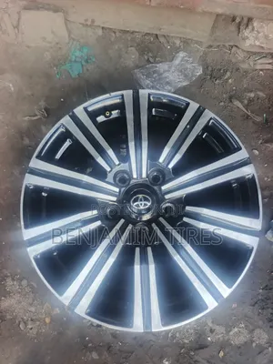 Original Rims Sizes 21inch Set for Lexus and V8.