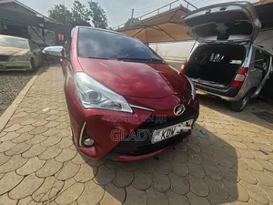 Toyota Vitz 2019 Red