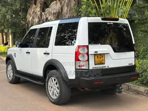 Land Rover Discovery 2013 White