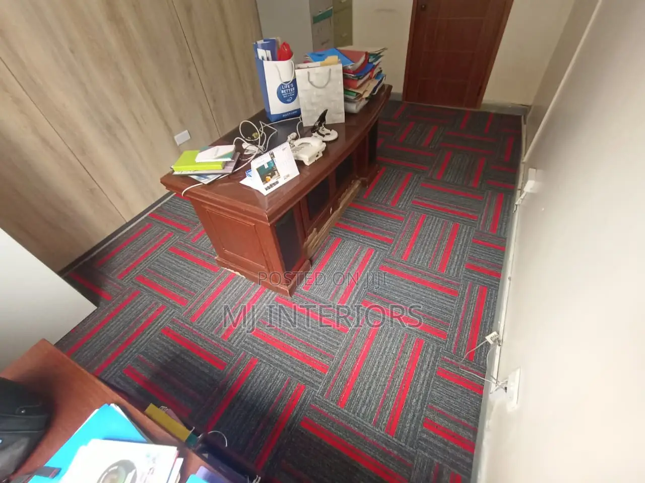 Quality Carpet Tiles for Schools and Offices