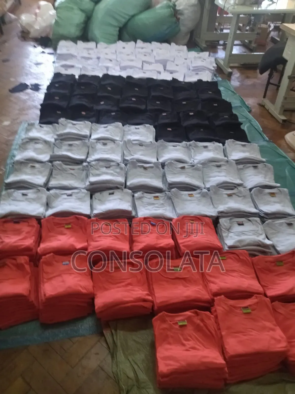 Roundneck T-Shirts