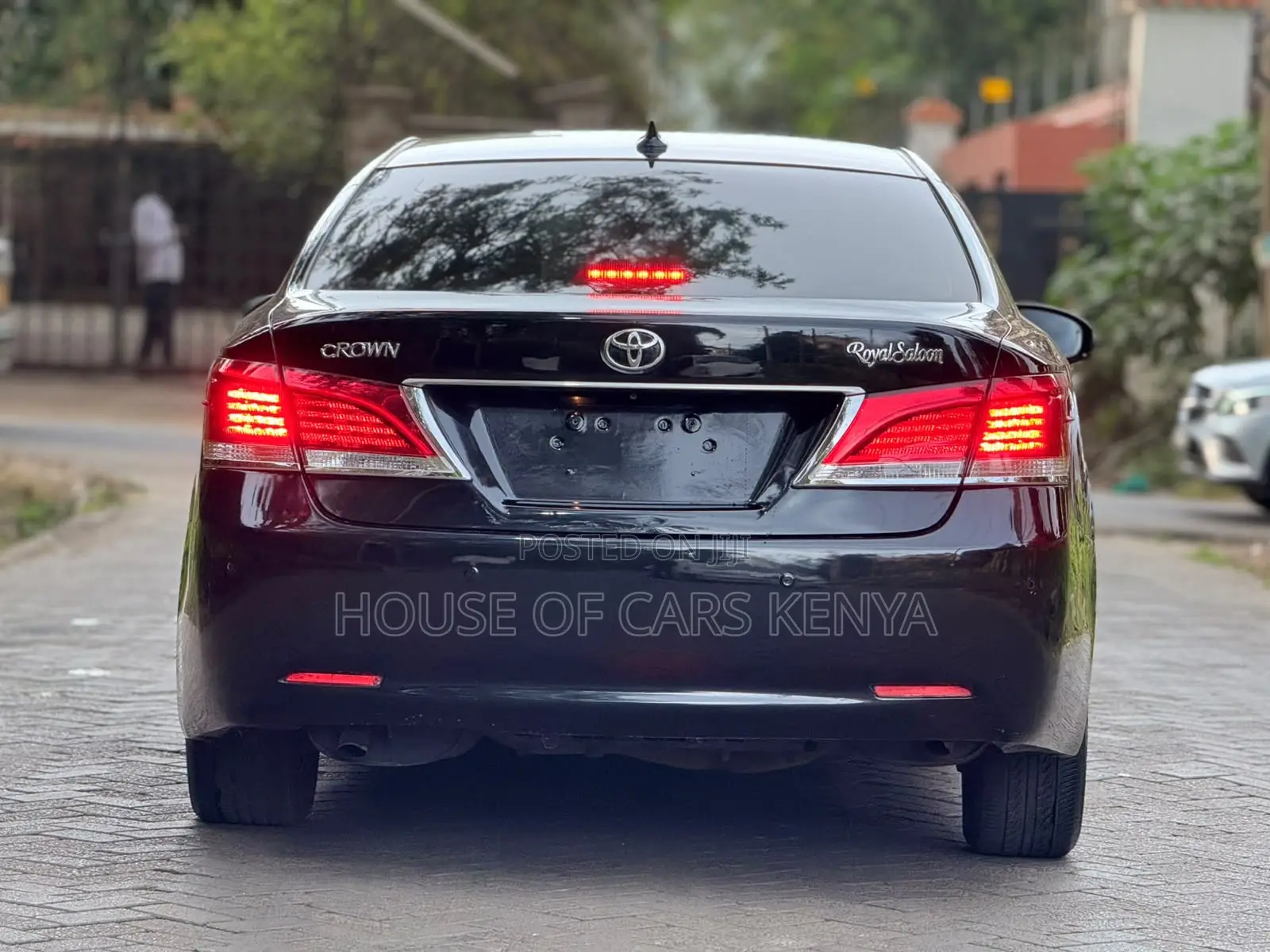 Toyota Crown 2013 Black