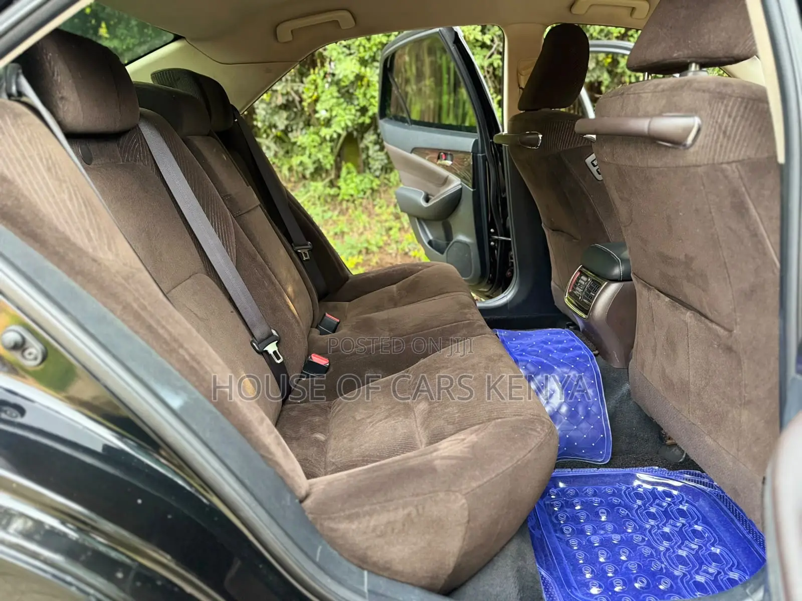 Toyota Crown 2013 Black