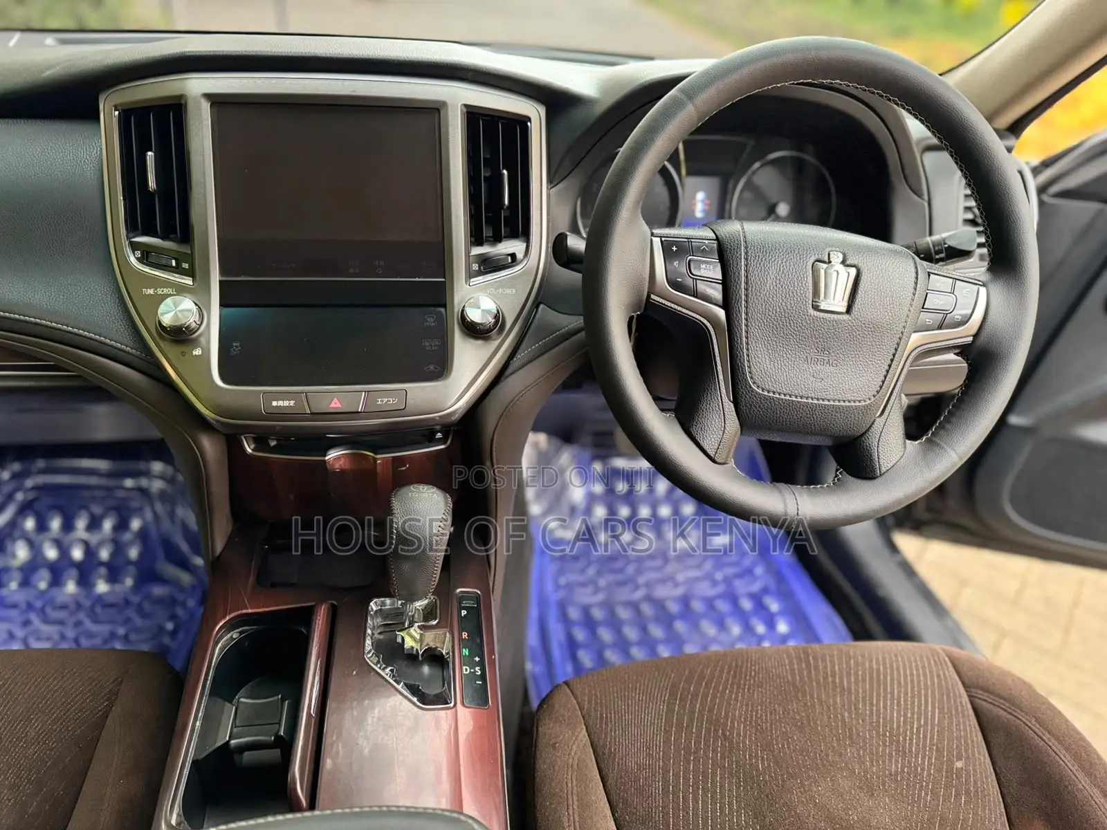 Toyota Crown 2013 Black