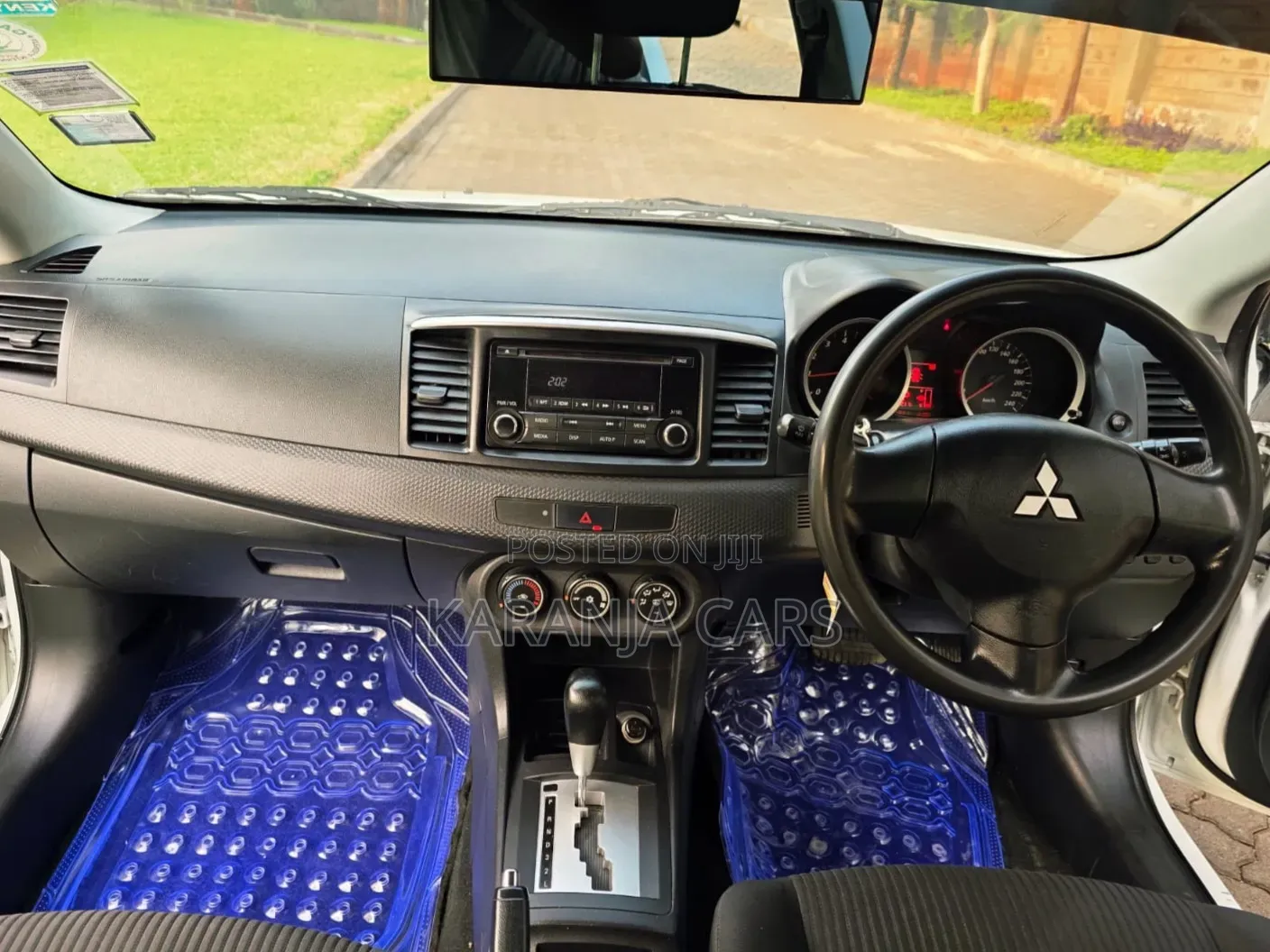 Mitsubishi Lancer 2015 White