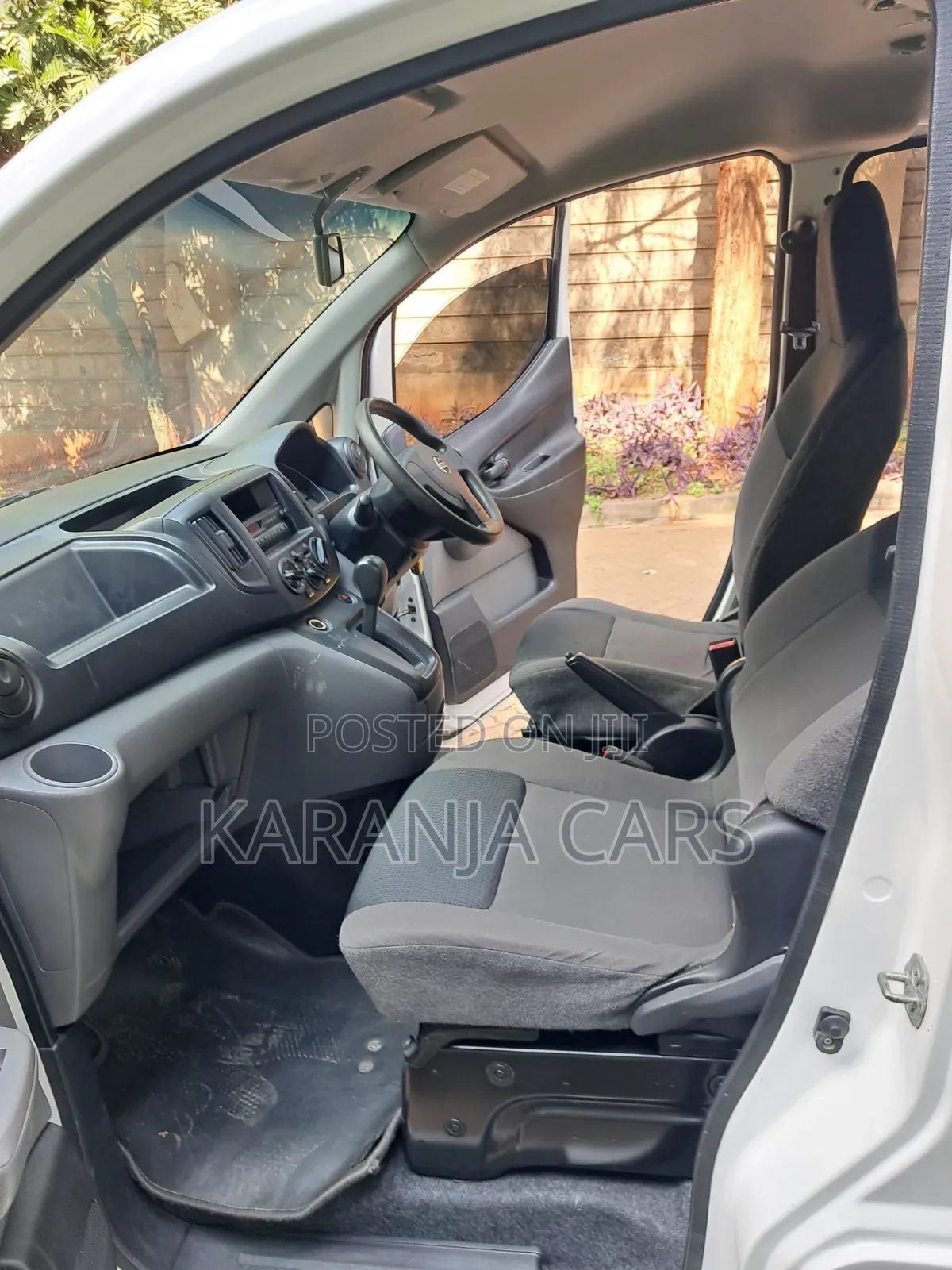 Nissan NV200 2014 Silver