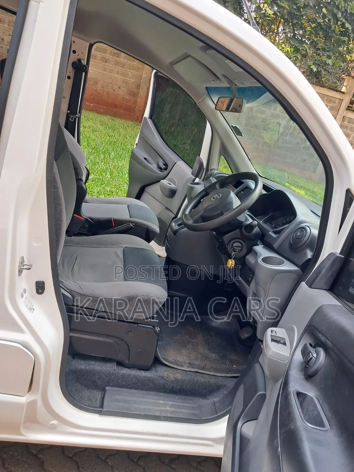 Nissan NV200 2014 Silver