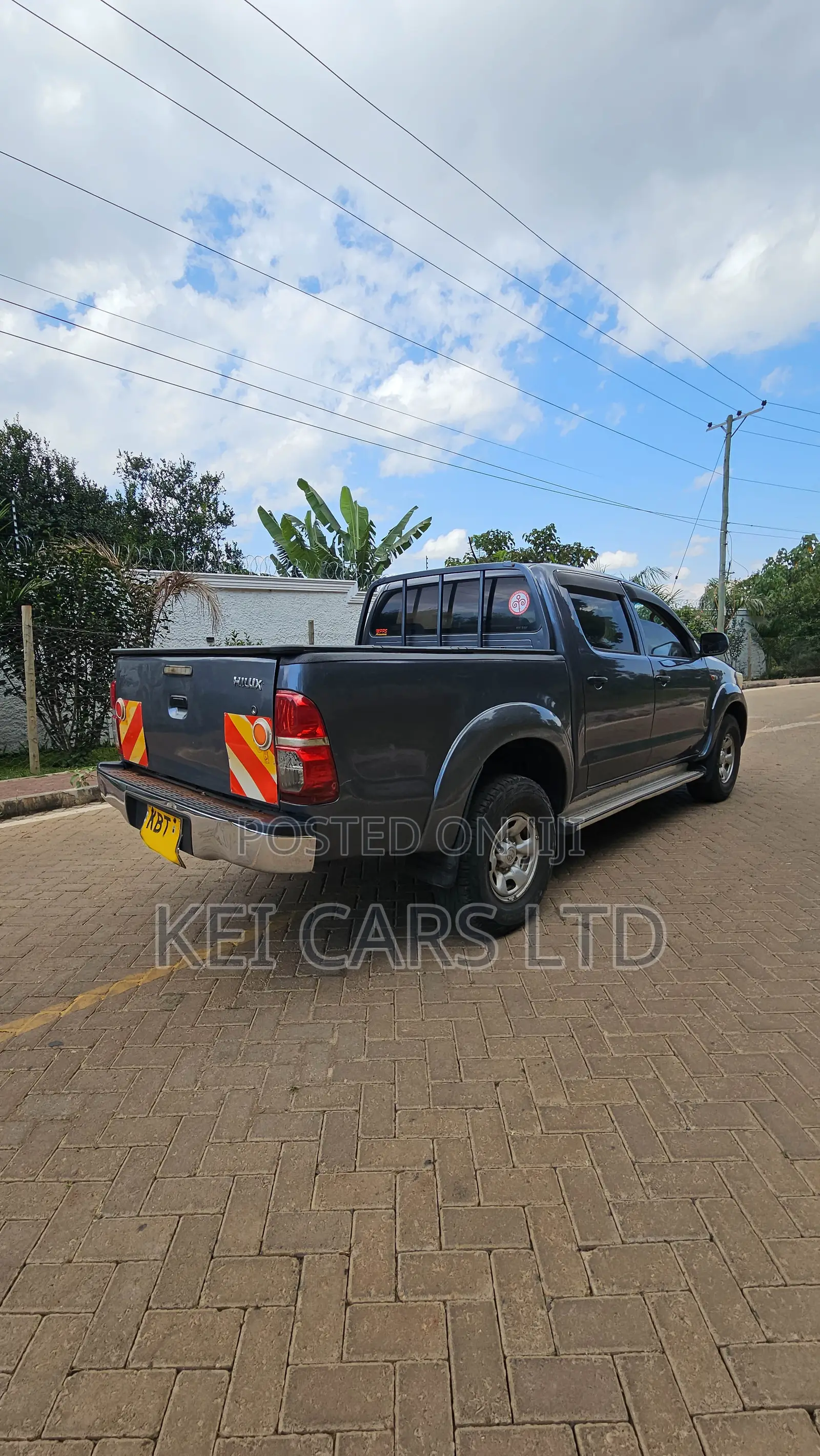 Toyota Hilux 2012 Gray
