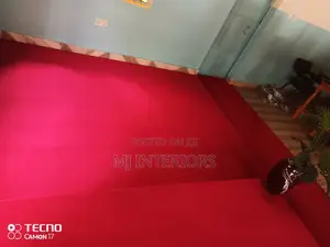 Quality Red Delta Wall to Wall Carpet in Blue Finish
