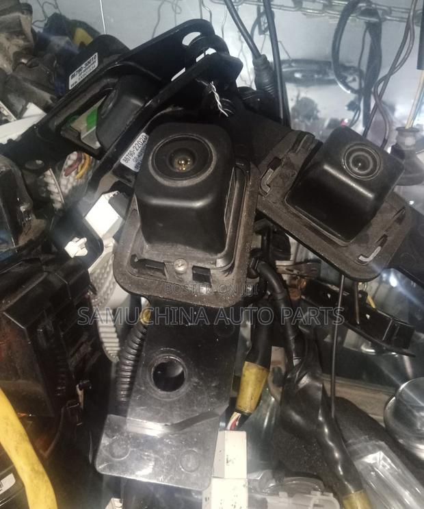 Reverse Camera Toyota Crown - main view