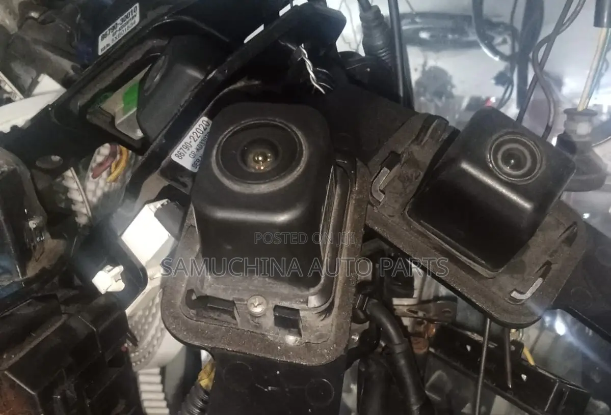 Reverse Camera Toyota Mark X