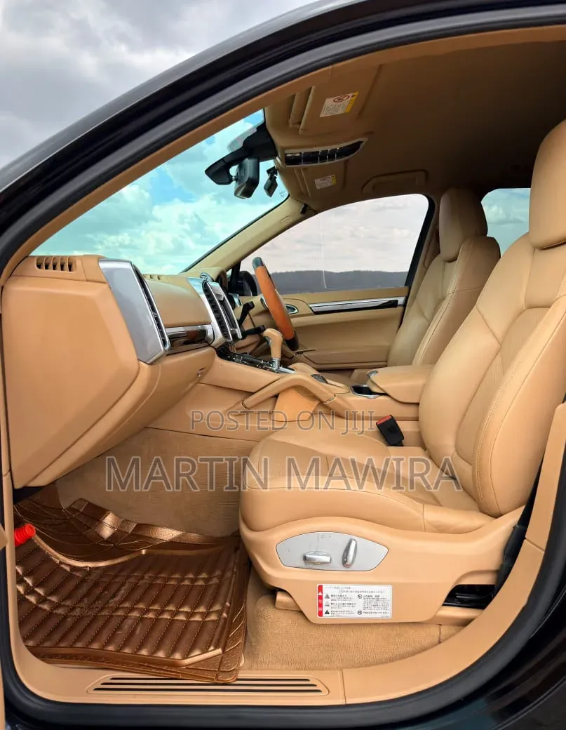 Porsche Cayenne 2014 Black
