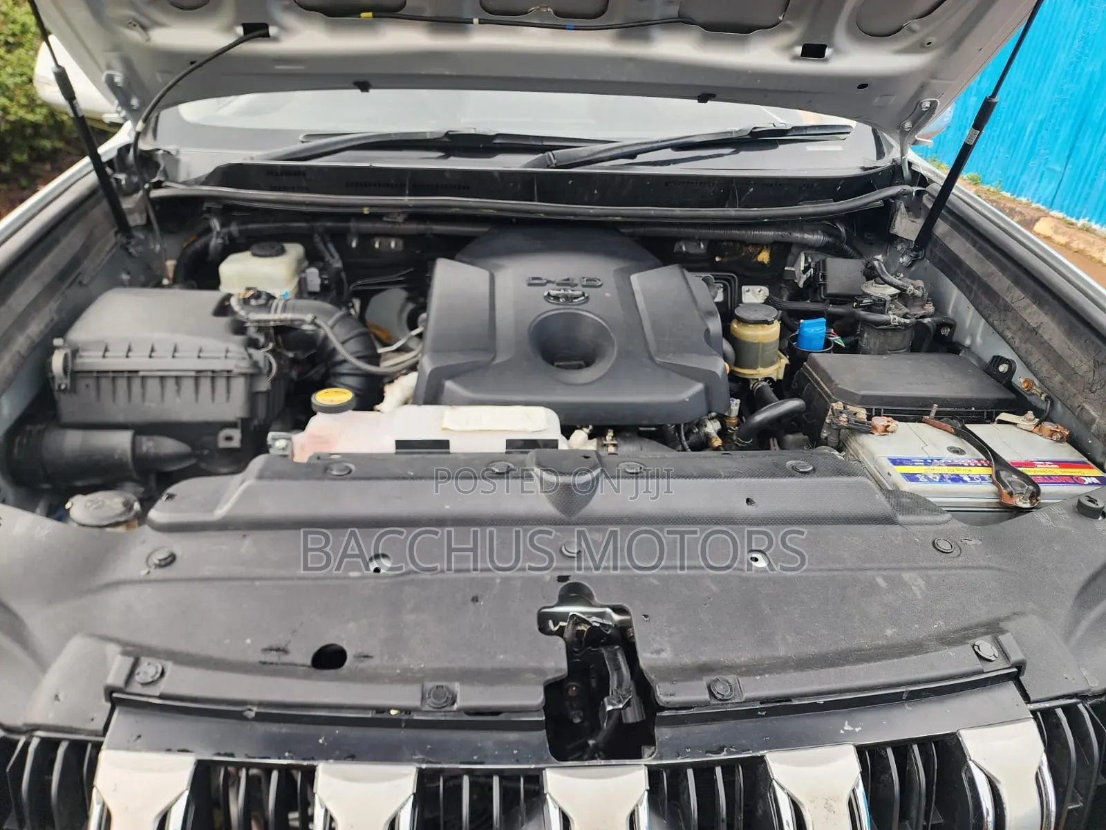 Toyota Land Cruiser Prado 2015 Silver