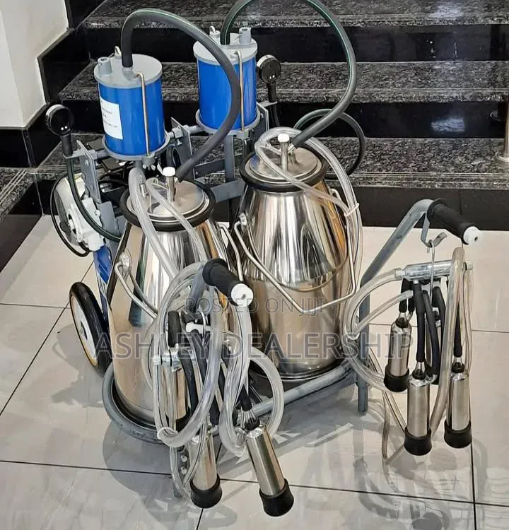 Double Bucket Mobile Milking Machine