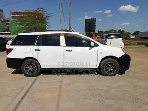 Nissan Advan 2013 White