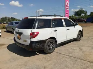 Nissan Advan 2013 White