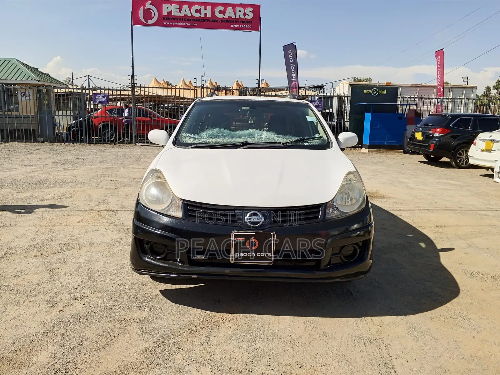 Nissan Advan 2013 White