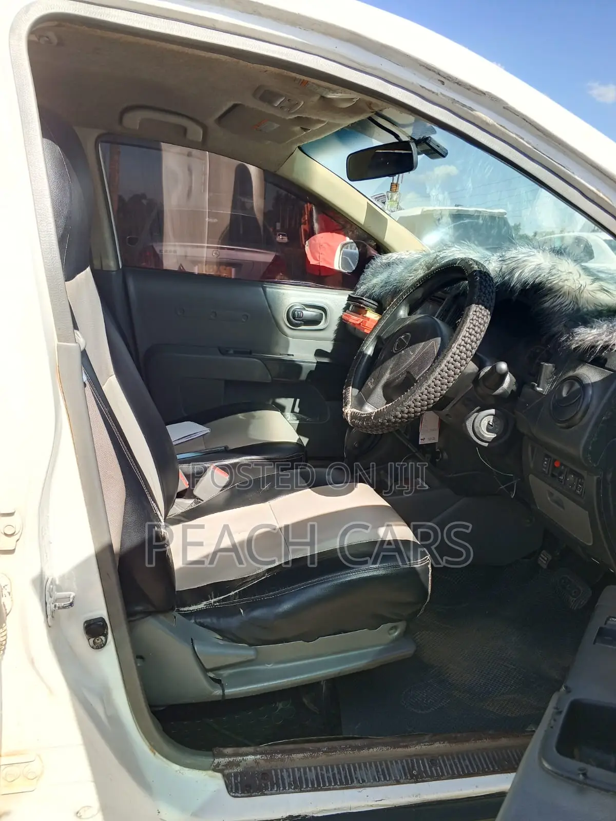 Nissan Advan 2013 White