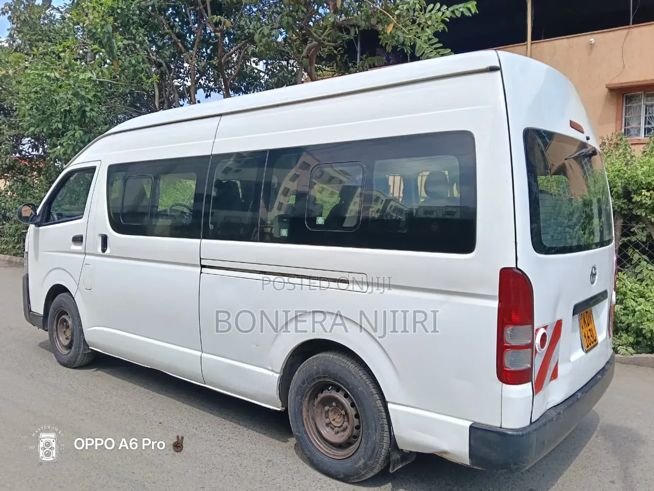 Toyota HiAce 2015 White