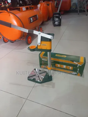  Drill Stand
Aluminium Alloy Base Body
Holder 43mm
