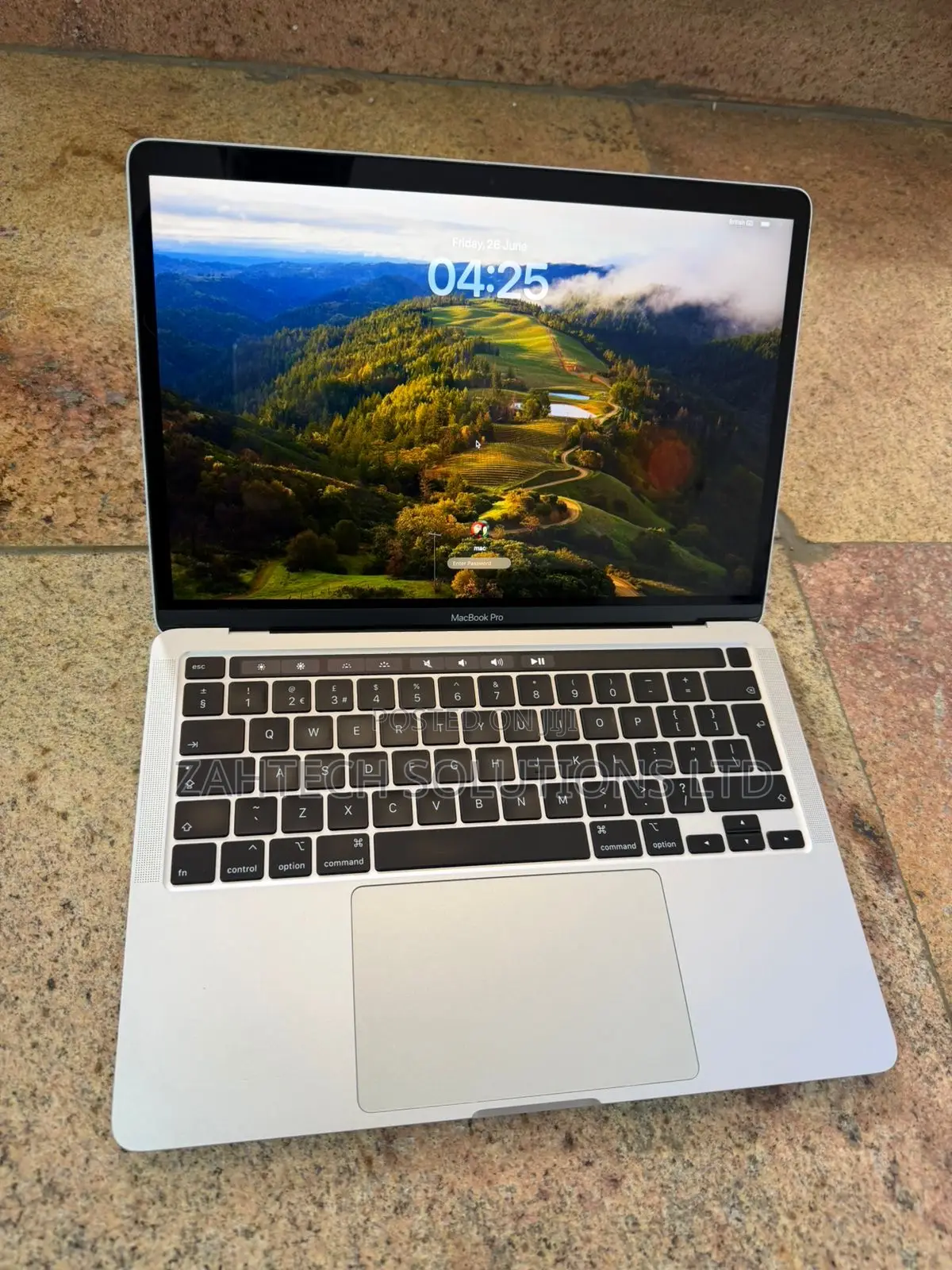 Laptop Apple MacBook Pro 32GB Intel Core i7 SSD 512GB