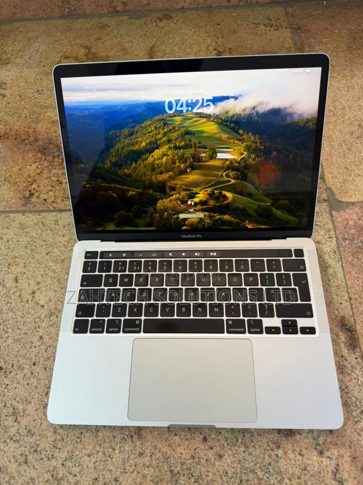 Laptop Apple MacBook Pro 32GB Intel Core i7 SSD 512GB