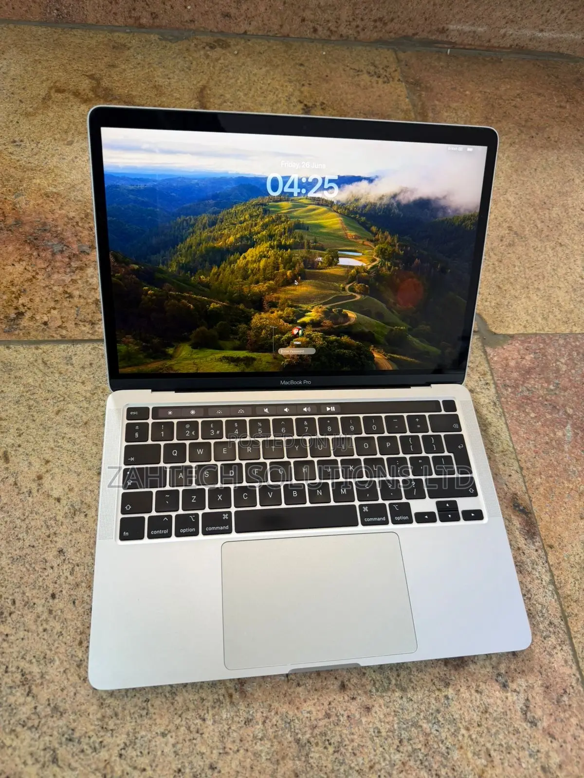 Laptop Apple MacBook Pro 32GB Intel Core i7 SSD 512GB