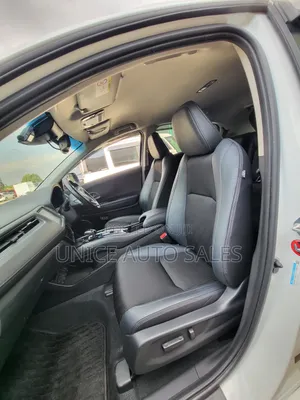 Honda Vezel 2019 White