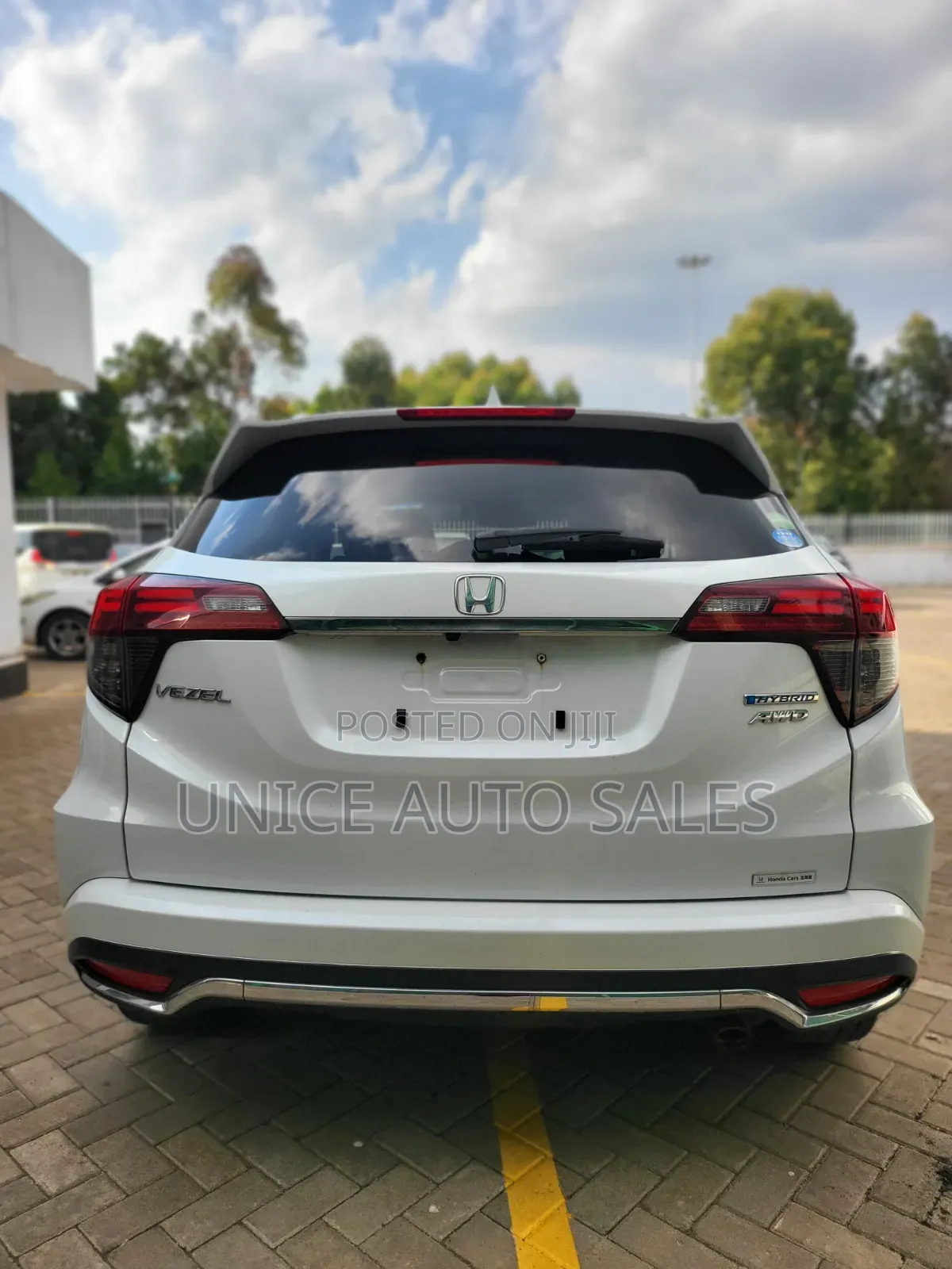 Honda Vezel 2019 White