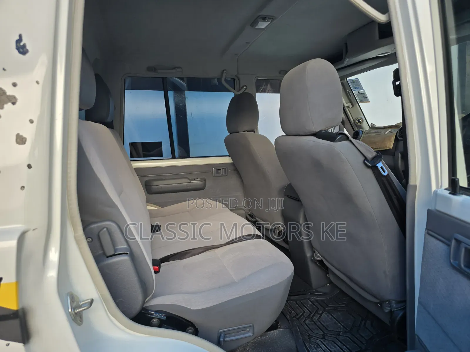 Toyota Land Cruiser 2025 Beige