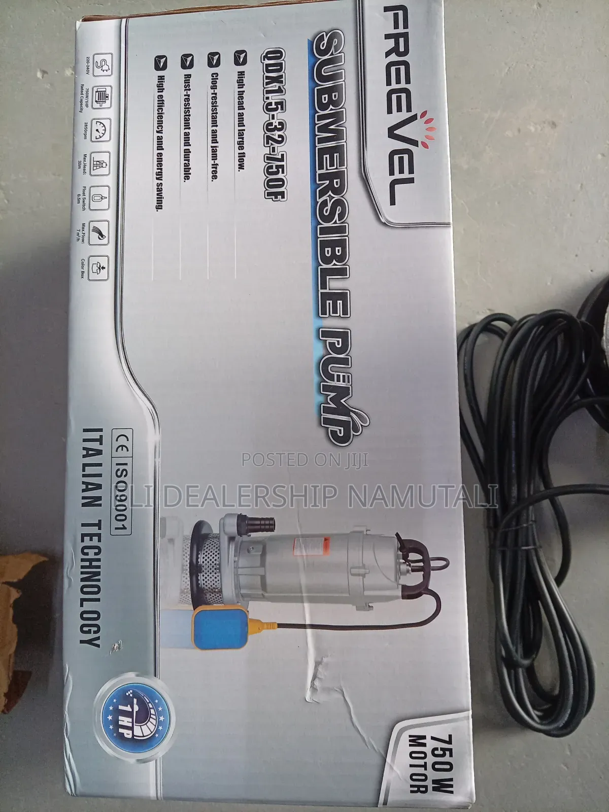 Freevel 1hp 750w Submersible Water Pump With Float Switch – 32m Head